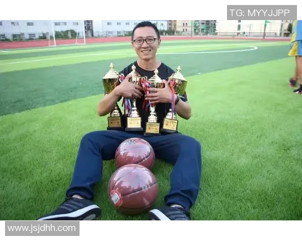 专访刘伟：探寻网球界传奇背后的成功秘诀与奋斗历程