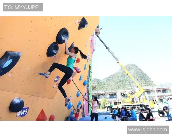 南京攀岩队耐力训练引发热议专家观点各异攀岩爱好者热烈讨论