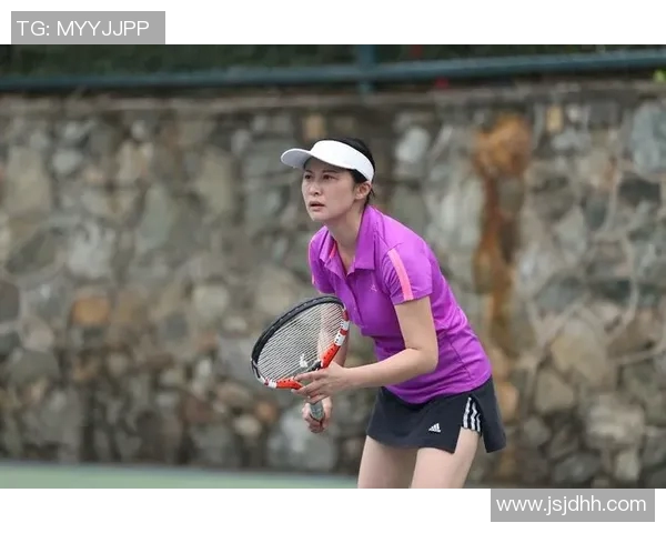 深圳网球队荣登最新网球团队协作排行榜第一名引领风骚 深圳网球队荣登最新网球团队协作排行榜第一名引领风骚