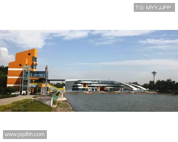 全国锦标赛回顾：成都网球队展现灵活战术与团队协作的精彩表现