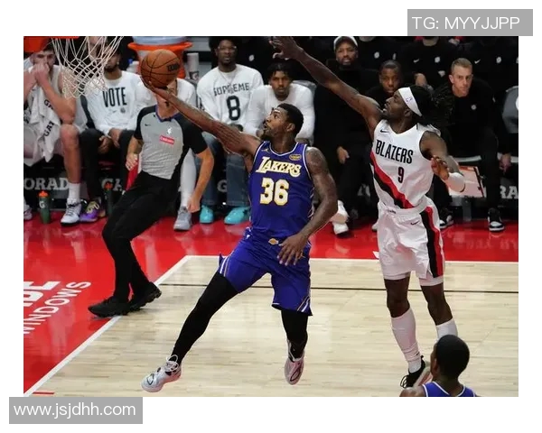 马库斯斯马特在NBA赛场上的精彩表现与未来发展潜力分析