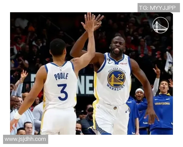 勇士与猛龙今日比赛比分更新及精彩瞬间回顾 勇士与猛龙今日比赛比分更新及精彩瞬间回顾